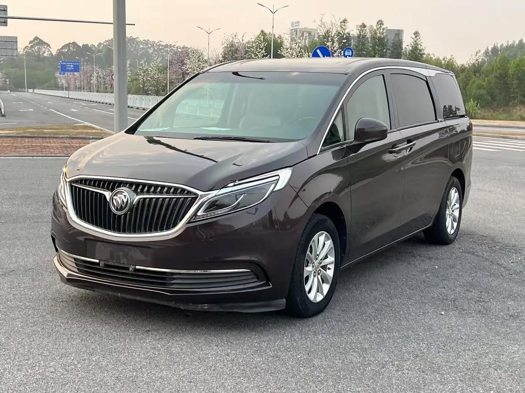 gl8商务车最新款价格,gl8商务新款2021款报价及图片