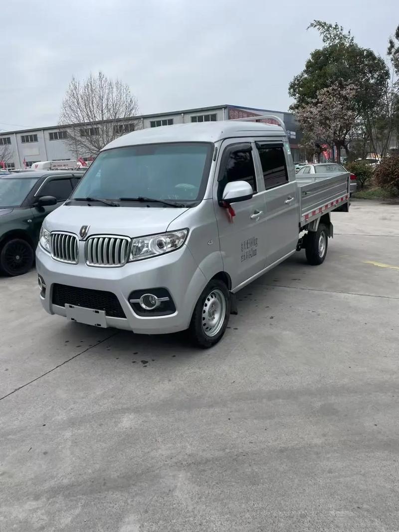 金杯货车价格 金杯轻卡货车报价及图片