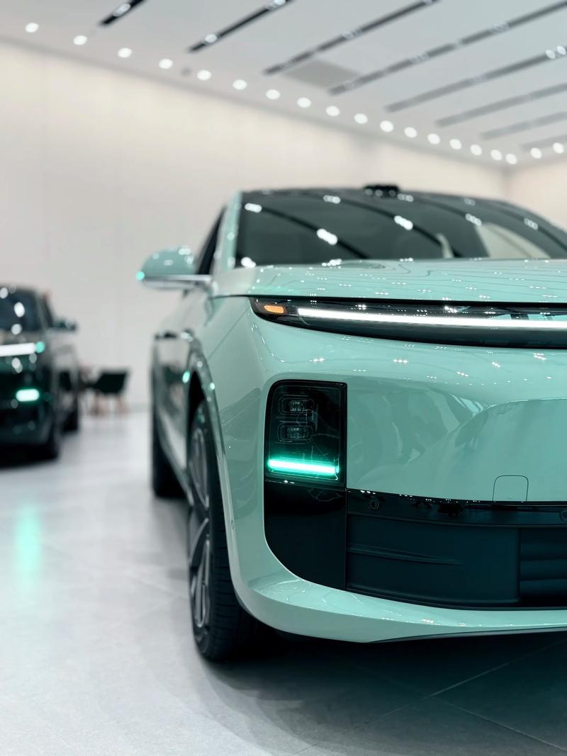 理想汽车最新款,理想汽车最新款是哪款