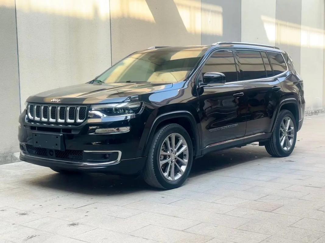 吉普大指挥官二手车,吉普大指挥官二手车值得买吗