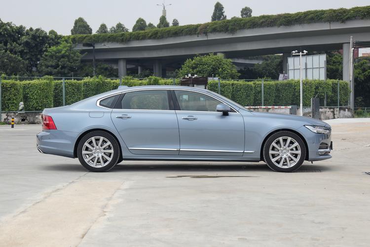 【进口沃尔沃s90最新价格,沃尔沃s90进口车多少钱】